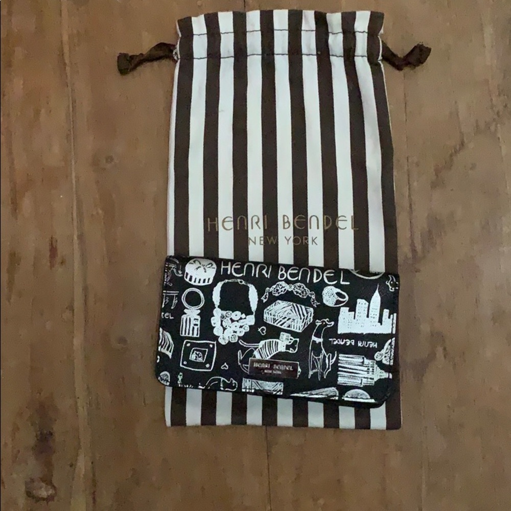 Henri Bendel Wallet NWOT